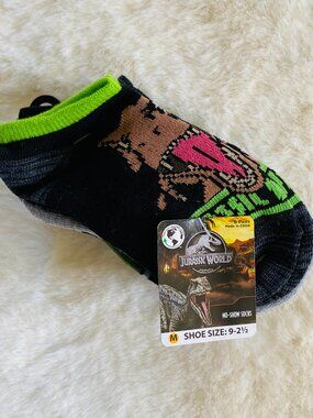 Jurassic World Boy's Socks 6-pack Show Size 9-2.5 No-Show Socks NEW Dinosaurs